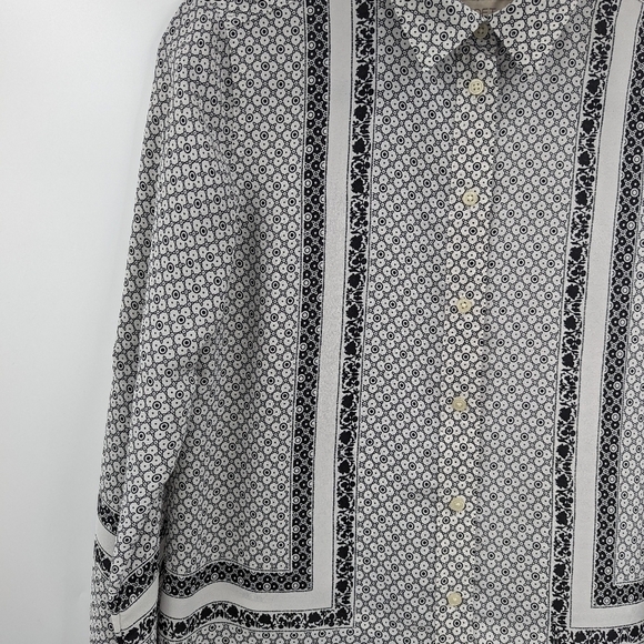 LOFT Outlet Roll Tab Long Sleeve Button Down Shirt - Picture 3 of 8